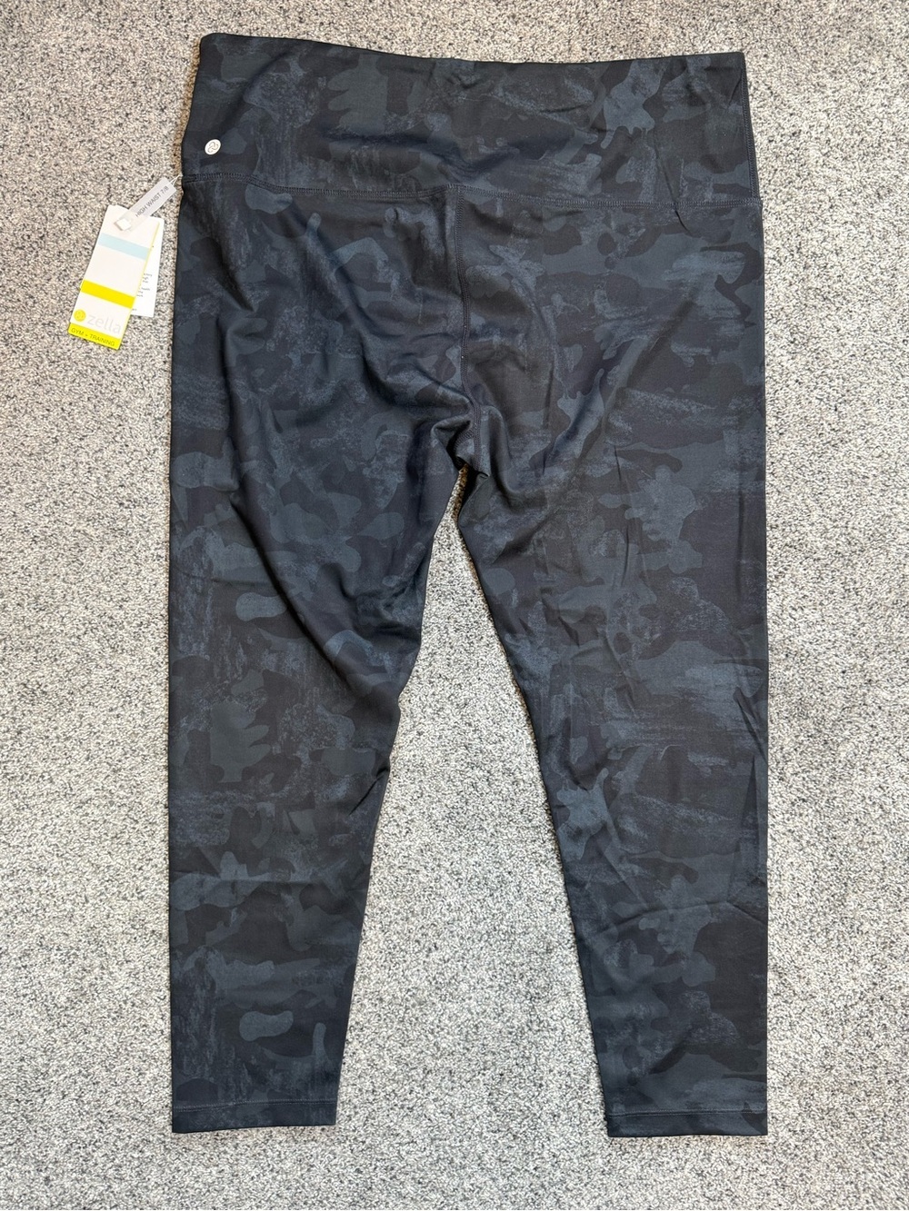 Zella Black Camo High-Rise Leggings - Picture 3 of 4